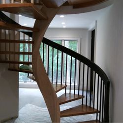 Classy Wood Foors - Sending and refinishing