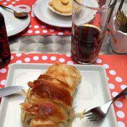 Lalê - Croissant de Lagarto e empada de camarão!