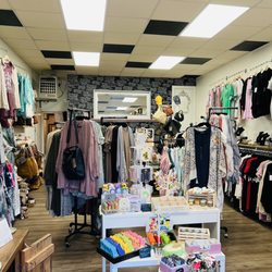 The Shoppe on Broad - Clothes, cute gifts, must haves and more