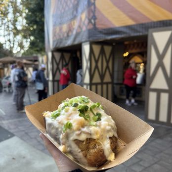 Troubadour Tavern - Santa Breakfast Potato - American Near Me - Anaheim, California Troubadour Tavern - Santa Breakfast Potato - American Near Me - Anaheim, California