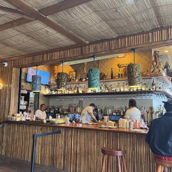 Belles Beach House - The Bar - Tiki Bars Near Me - Los Angeles, California