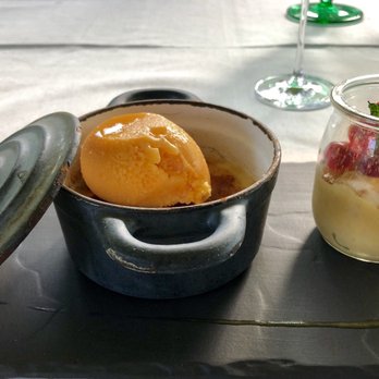 Quinta da Pacheca - Custard with mango sorbet and rice pudding with berries - Wineries Near Me - Lamego, 18
