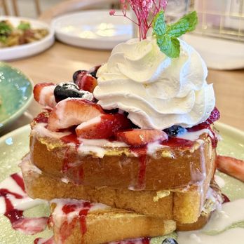 Egg Posh - Berry Explosion French Toast - Breakfast & Brunch Near Me - Frisco, Texas