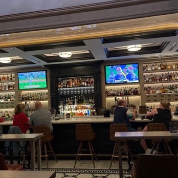 John Martin's - The bar - Irish Near Me - Miami, Florida John Martin's - The bar - Irish Near Me - Miami, Florida