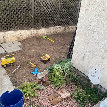 Turf N Go - Side Patio - Landscaping Near Me - Fullerton , California