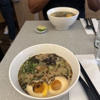Ivan Ramen - Tonkotsu Ramen, Chicken Ramen. - Ramen Near Me - New York, New York Ivan Ramen - Tonkotsu Ramen, Chicken Ramen. - Ramen Near Me - New York, New York
