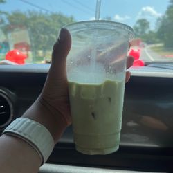 Beach Bums Coffee and Deli - Matcha 20oz