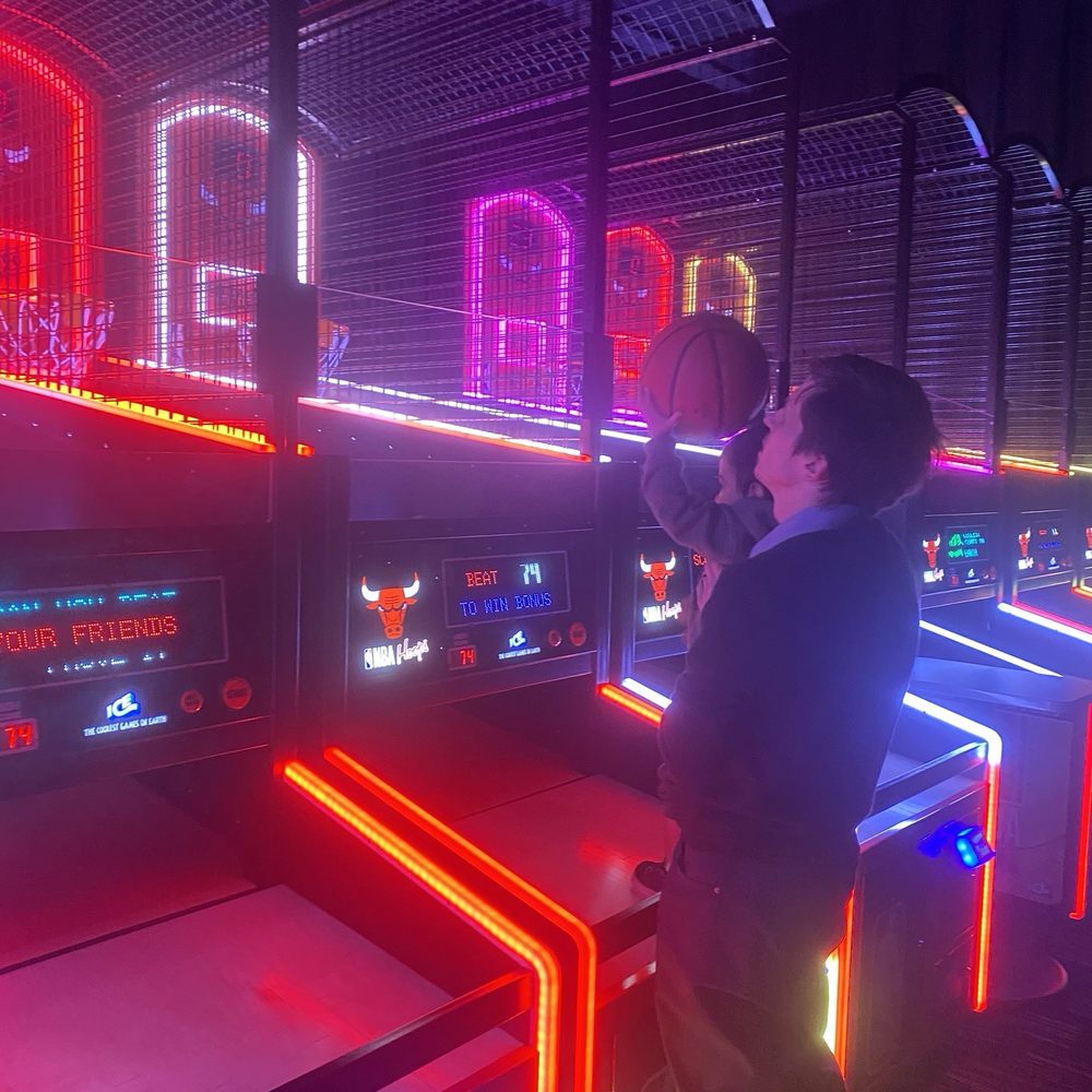 Dave & Buster's Schaumburg - Shooting some hoops - Sports Bars Near Me - Schaumburg, Illinois Dave & Buster's Schaumburg - Shooting some hoops - Sports Bars Near Me - Schaumburg, Illinois