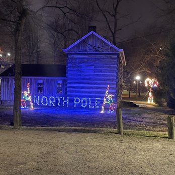 Central Park - Winter Wonderland of Lights Ashland, KY (2022) - Parks Near Me - Ashland, Kentucky