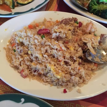 Great Wall Restaurant - Combination fried rice - Chinese Near Me - Monterey, California Great Wall Restaurant - Combination fried rice - Chinese Near Me - Monterey, California