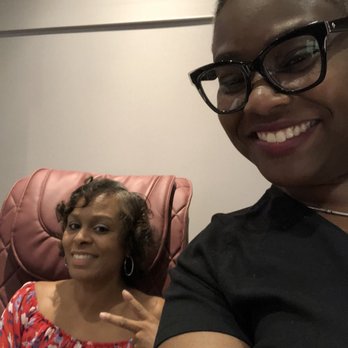 Fabuleux Nail Spa - Nail Salons Near Me - Woodmere, Ohio