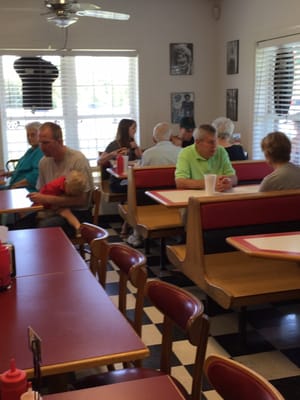 Center Grove Grill & Soda Shop by null