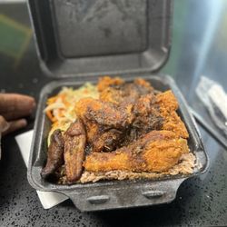 876 NyamMinz - Fried chicken and Rice & Peas with fried plantain and cabbage.