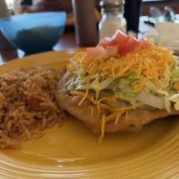 Angelina's Fry Bread - Frybread with green chile pork and Mexican Rice - Mexican Near Me - Glendale, Arizona