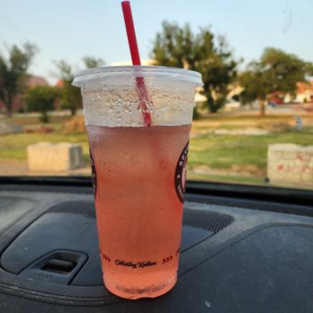 7 Brew Coffee - The lemonade chiller - Coffee & Tea Near Me - Oklahoma City, Oklahoma