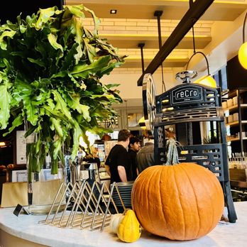 Proxi - Inside - Tapas/Small Plates Near Me - Chicago, Illinois