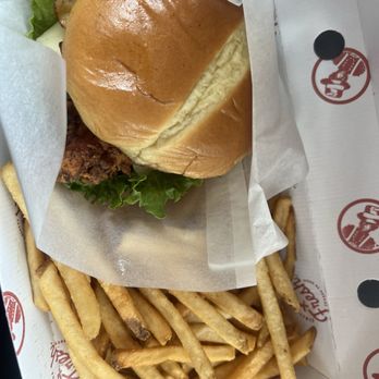 Slim Chickens - Chicken Club Sandwich Meal - Southern Near Me - Bowie, Maryland
