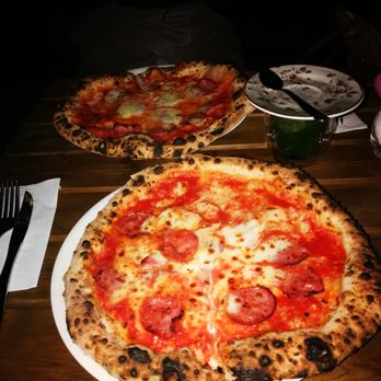 Jill - Pizza Near Me - Hamburg, HH