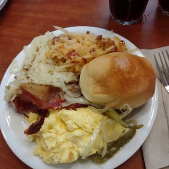 Golden Corral Buffet & Grill - Scrambled eggs, bacon, cheesy potatoes, sauteed peppers and onions. - Buffets Near Me - Charleston, South Carolina Golden Corral Buffet & Grill - Scrambled eggs, bacon, cheesy potatoes, sauteed peppers and onions. - Buffets Near Me - Charleston, South Carolina