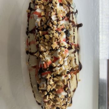 Holy Cow Creamery - BRE BANANA SPLIT SPECIAL made - Ice Cream & Frozen Yogurt Near Me - Elgin, South Carolina Holy Cow Creamery - BRE BANANA SPLIT SPECIAL made - Ice Cream & Frozen Yogurt Near Me - Elgin, South Carolina