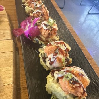 Hi 5 Sushi - Jackpot roll - gotta try it ! - Japanese Near Me - Chandler, Arizona Hi 5 Sushi - Jackpot roll - gotta try it ! - Japanese Near Me - Chandler, Arizona