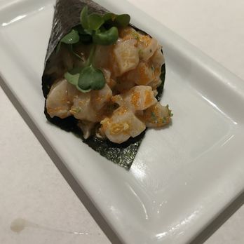 Chiba Restaurant - Spicy scallop hand roll. - Sushi Bars Near Me - North Hollywood, California Chiba Restaurant - Spicy scallop hand roll. - Sushi Bars Near Me - North Hollywood, California