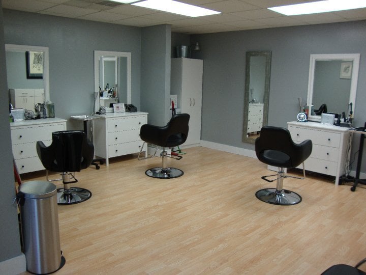 Bounce Hair Studio Logo