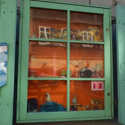 Art Factory - Witryna sklepowa, nietypowa