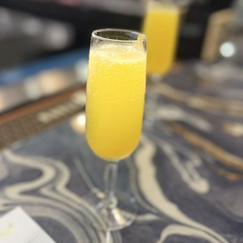 Savour Restaurant & Bar - Mimosa - American Near Me - Salisbury, Maryland
