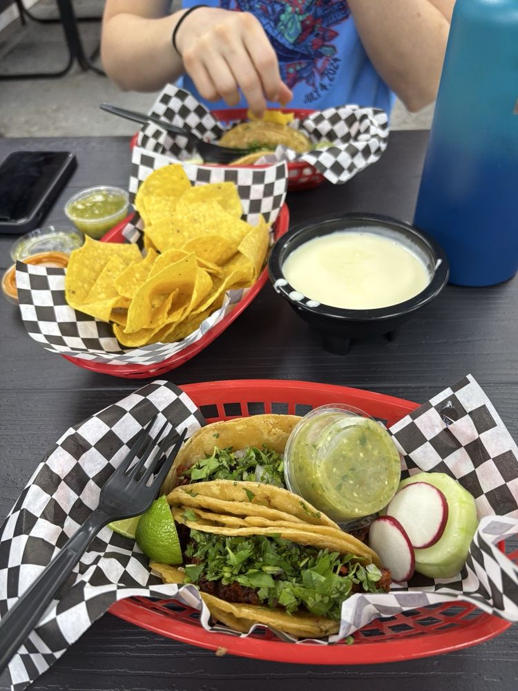 Tinoco's TNT Tacos Nachos Tortas
