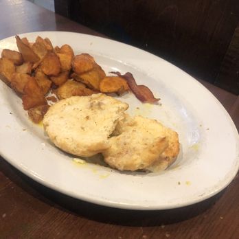 Bacon Street Diner - Leaky biscuit and potatoes - Breakfast & Brunch Near Me - Clearwater, Florida Bacon Street Diner - Leaky biscuit and potatoes - Breakfast & Brunch Near Me - Clearwater, Florida