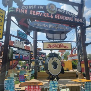 Sign Bar - Sitting area - Bars Near Me - Austin, Texas