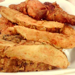 Song's Chicken - Chicken box with Western fries