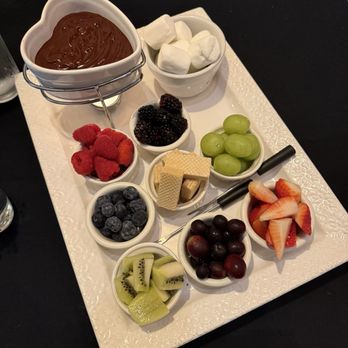Bamboo Island Bar - Fondue - Wine Bars Near Me - Bradenton Beach, Florida