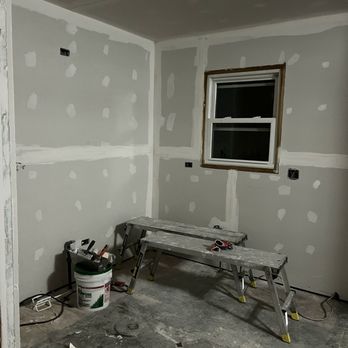 Custom Quality Construction - Drywall up - General Contractors Near Me