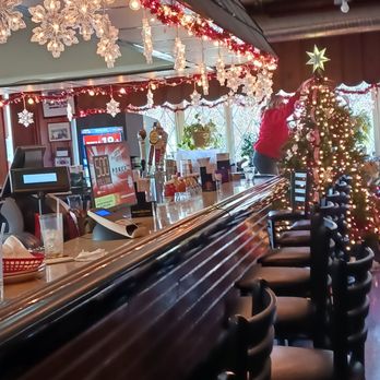 Schultz's Crab House - Bar - Seafood Near Me - Essex, Maryland