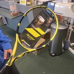 String Tennis Shop