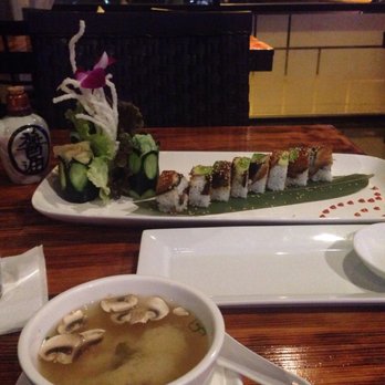 Oceano Sushi - Sushi Bars Near Me - Bothell, Washington