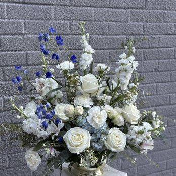 Daisy flower - Florists Near Me - Farmington, Michigan