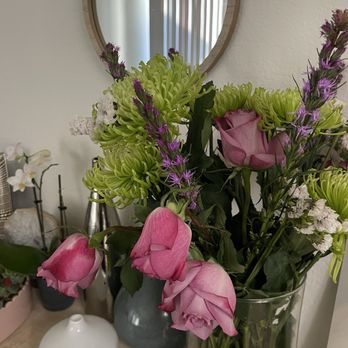 800Rosebig - Wilted flowers - Florists Near Me - Newport Beach, California 800Rosebig - Wilted flowers - Florists Near Me - Newport Beach, California
