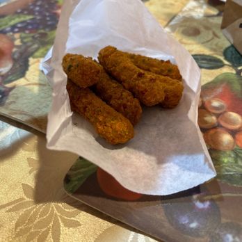 Luke's on Harlem - This was almost 8$ Gave me 6 mozzarella sticks. Like wtf - Hot Dogs Near Me - Chicago, Illinois Luke's on Harlem - This was almost 8$ Gave me 6 mozzarella sticks. Like wtf - Hot Dogs Near Me - Chicago, Illinois