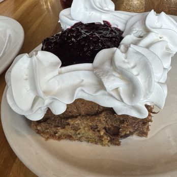 Nye Beach Cafe - Baked French toast - Cafes Near Me - Newport, Oregon