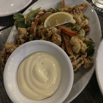 Restaurant 604 - Calamari - Breakfast & Brunch Near Me - Honolulu, Hawaii