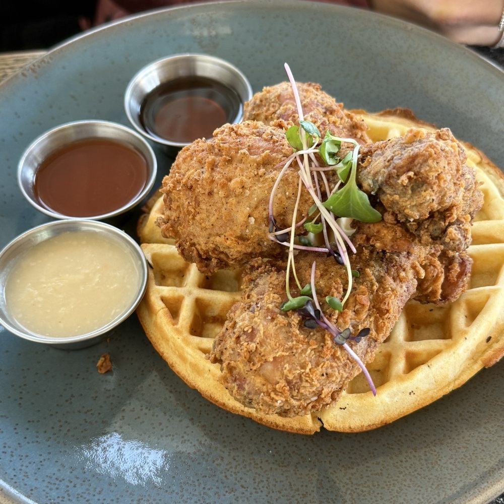 The Bro'Kin Yolk - Chicken and waffles - Breakfast & Brunch Near Me - Calgary, Alberta The Bro'Kin Yolk - Chicken and waffles - Breakfast & Brunch Near Me - Calgary, Alberta