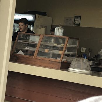 D'lish At The Beach - Cafes Near Me - Ewa Beach, Hawaii