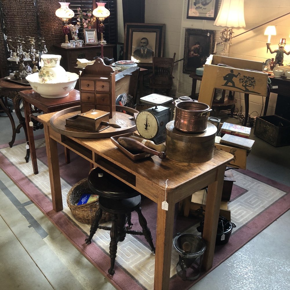Feather Your Nest - Furniture, lamps, etc! - Antiques Near Me - Lexington, Kentucky Feather Your Nest - Furniture, lamps, etc! - Antiques Near Me - Lexington, Kentucky