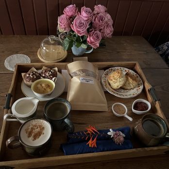 Rendezvous Mendocino - Breakfast served each morning - Bed & Breakfast Near Me - Gualala, California Rendezvous Mendocino - Breakfast served each morning - Bed & Breakfast Near Me - Gualala, California