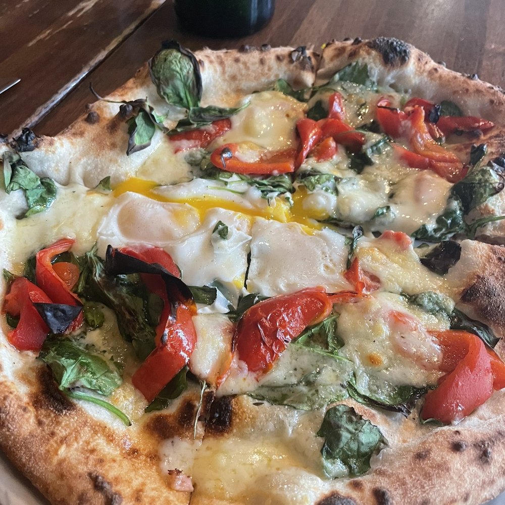 Verde - Roasted red pepper and spinach brunch pizza - the egg makes it! - Pizza Near Me - Baltimore, Maryland Verde - Roasted red pepper and spinach brunch pizza - the egg makes it! - Pizza Near Me - Baltimore, Maryland