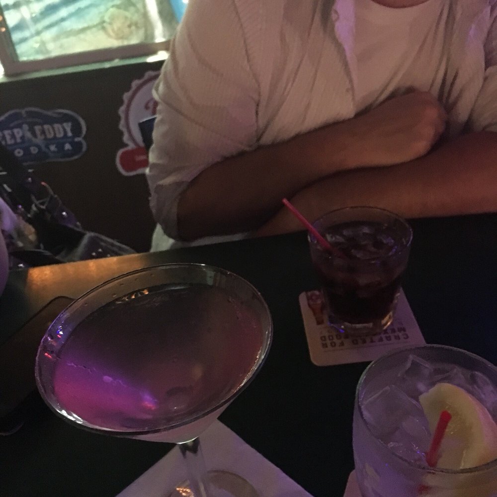 Swizzle Inn - Dive Bars Near Me - Phoenix, Arizona Swizzle Inn - Dive Bars Near Me - Phoenix, Arizona
