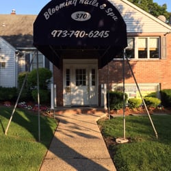 Blooming Nails & Spa - Exterior